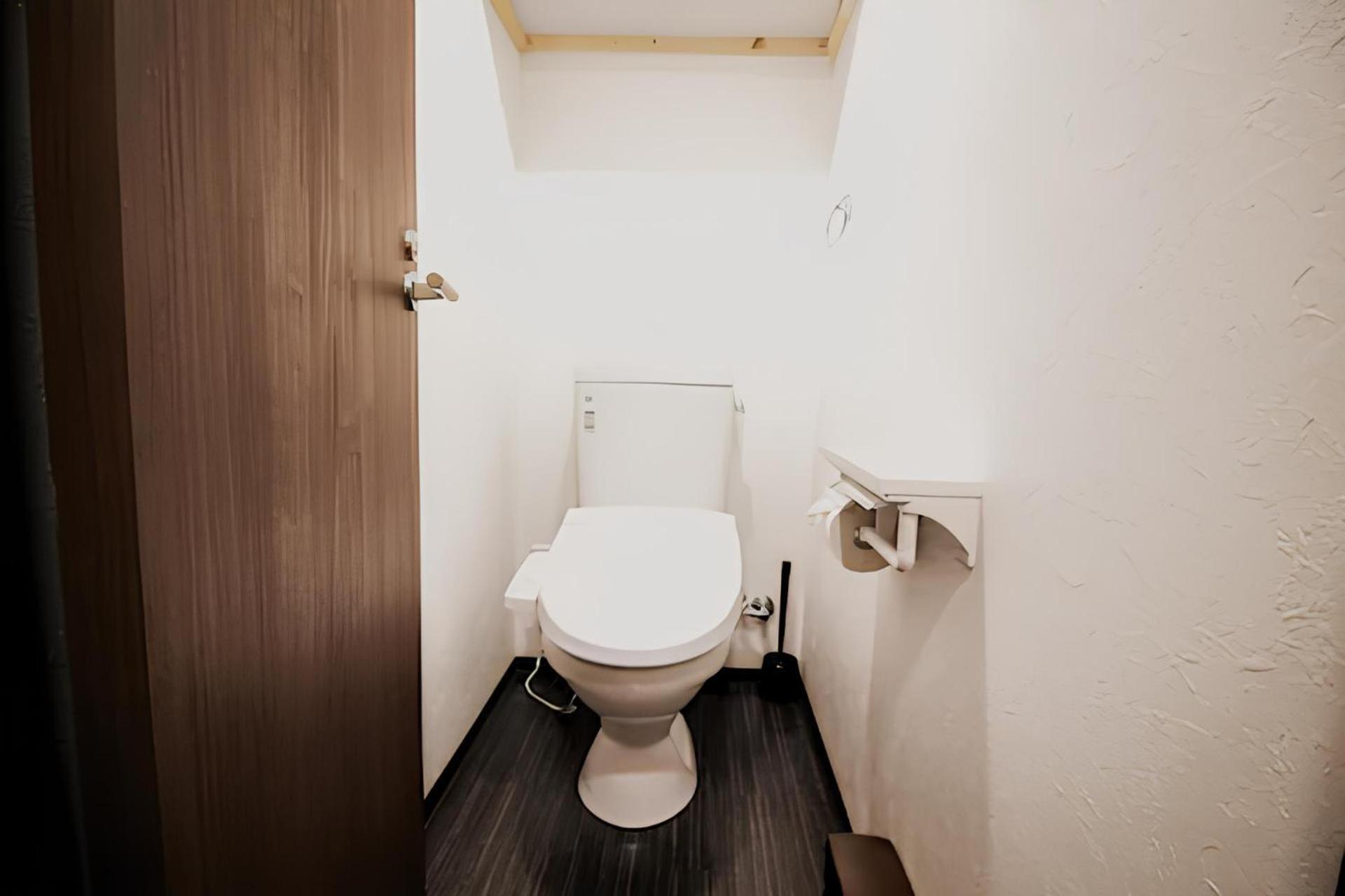 Yagara Terrace House D Appartement Osaka Buitenkant foto